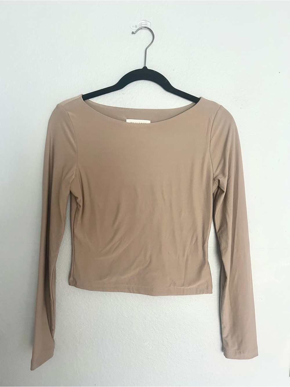 PINK ROSE Women’s Beige Fitted Silky Knit Long Sleeve Crop Top Size M